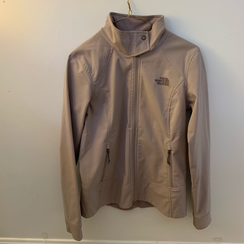 ⚪️north face shell⚪️